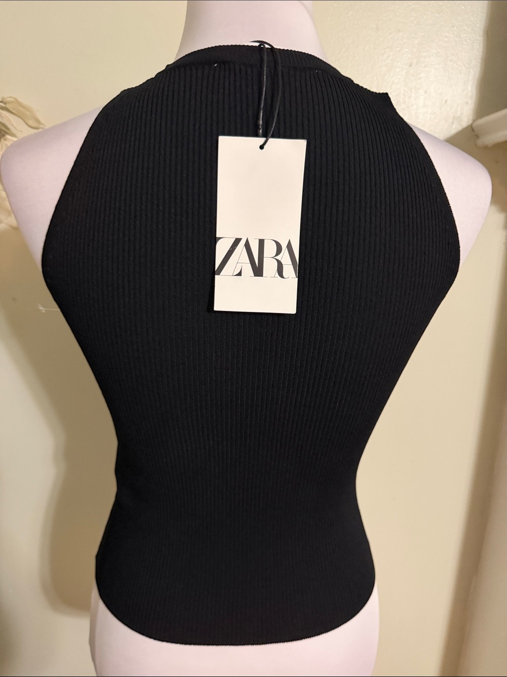 Zara Black Ribbed Cutout Crop Top - Picture 3 of 4
